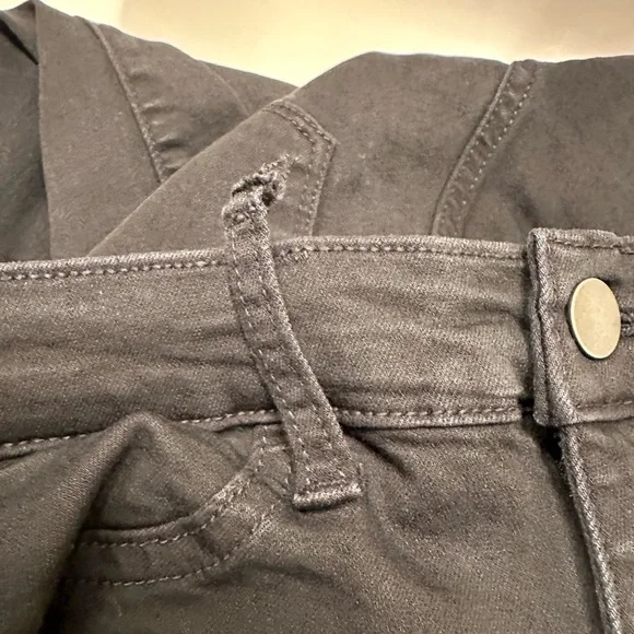 💜3/$15. 2 pairs of jeans size 7 juniors - Picture 8 of 12